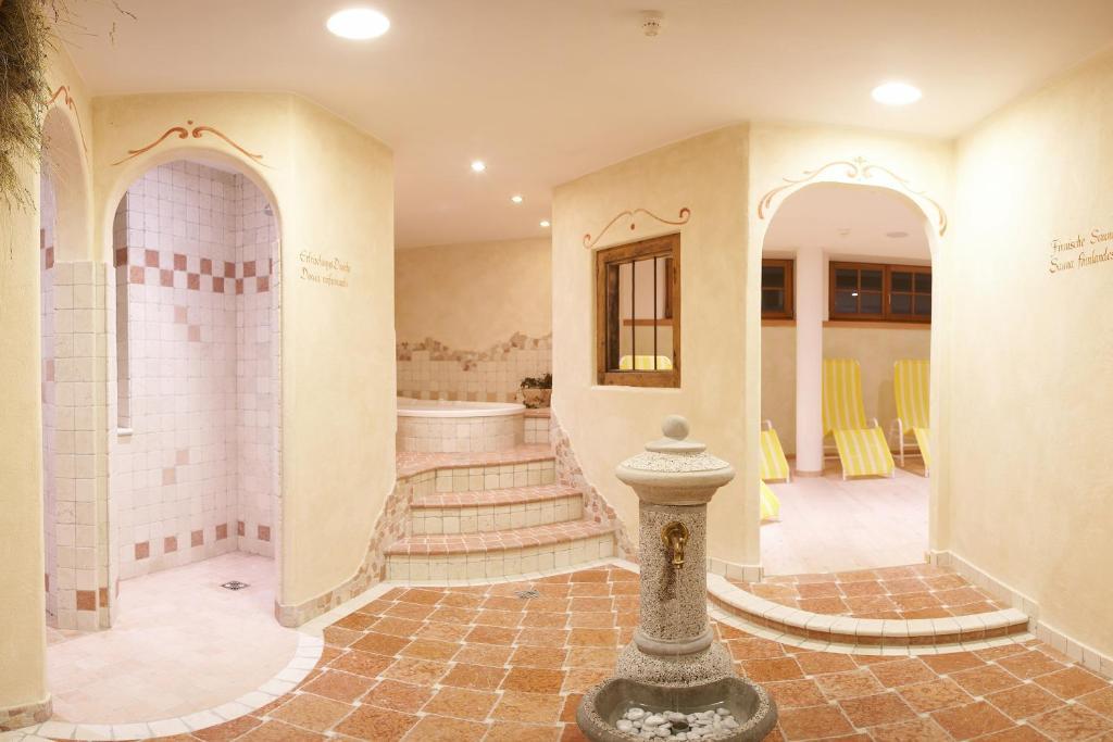 Berghotel Johanneshof Anterselva di Mezzo Exterior photo